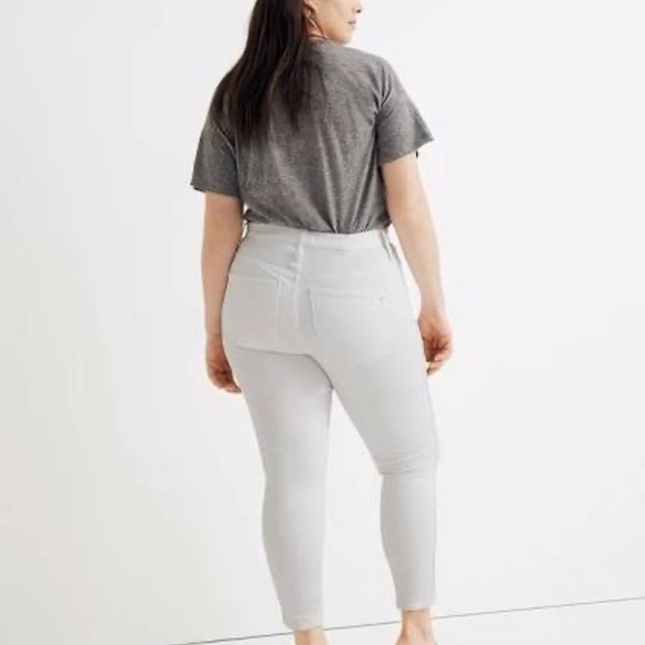 Madewell White Curvy High-Rise Skinny Crop Button-Front Jeans Women's 37P - Picture 3 of 15